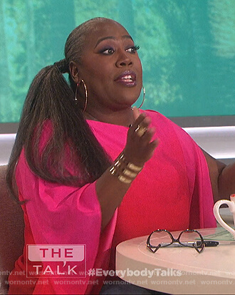Sheryl’s pink ombre top on The Talk