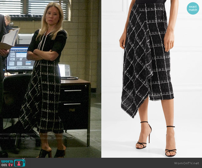  worn by Joan Watson (Lucy Liu) on Elementary