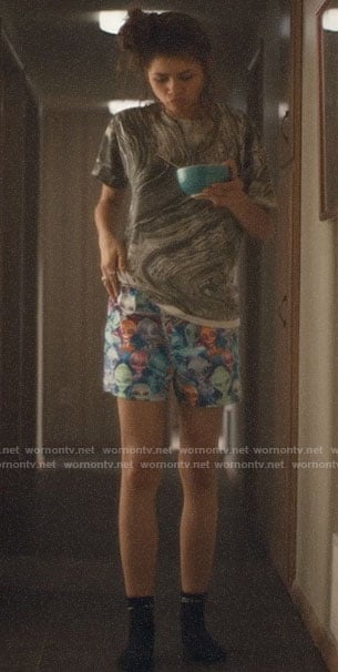 Rue’s marbled HD NYC tee on Euphoria