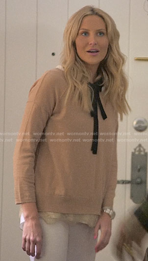 Stephanie’s beige lace-trim sweater on The Hills New Beginnings