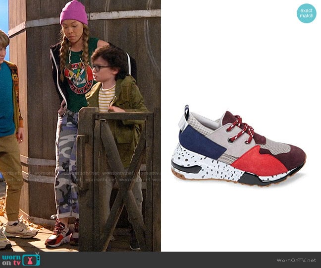 Steve Madden Cliff Sneakers in Burgundy Multi worn by Ava (Shelby Simmons) on Bunkd