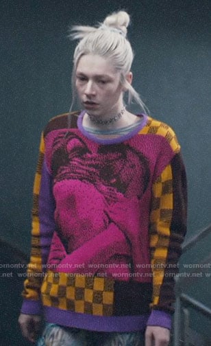 Jules’s graphic print sweater on Euphoria