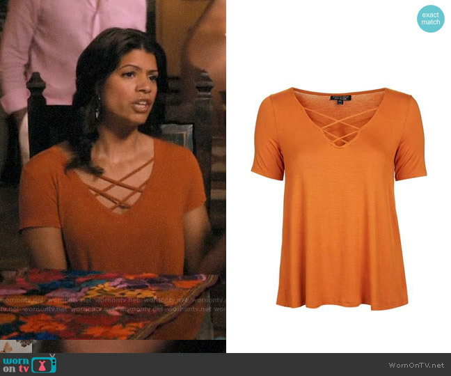 Topshop Cross Front Swing Tee worn by Xiomara Villanueva (Andrea Navedo) on Jane the Virgin