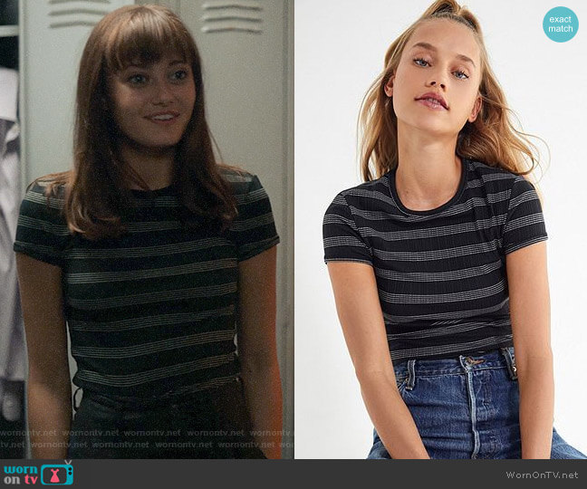 Urban Outiftters The Striped Baby Tee worn by Tess (Ella Purnell) on Sweetbitter