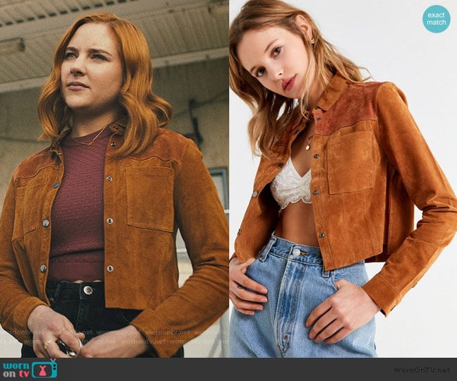 Urban Outfitters Suede Gas Jacket worn by Violet Simmons (Haley Ramm) on Light as a Feather