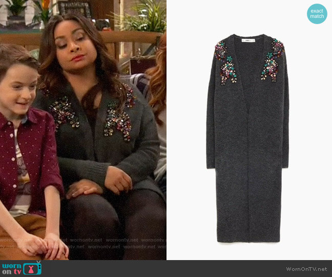 Zara Long Bejewelled Cardigan worn by Raven Baxter (Raven-Symoné) on Ravens Home