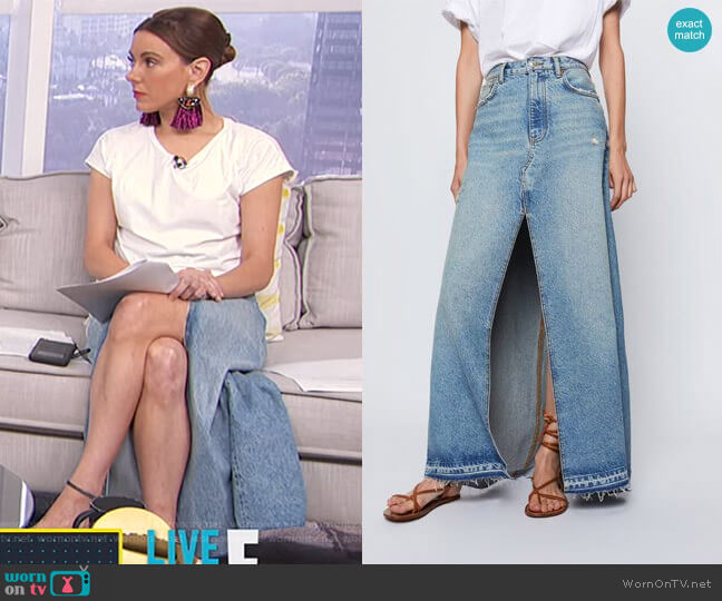 Zara Denim Skirt with Slit worn by Melanie Bromley on E! News