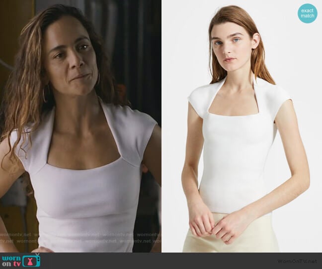 Theory Merino Wool-Silk Knit Short-Sleeve Tee worn by Teresa Mendoza (Alice Braga) on Queen of the South