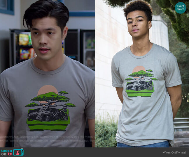 Choke Bonzai Tee worn by Zach Dempsey (Ross Butler) on 13 Reasons Why