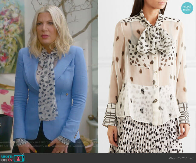 Burberry Pussy-Bow Printed Silk-Chiffon Blouse worn by Tori Spelling (Tori Spelling) on BH90210