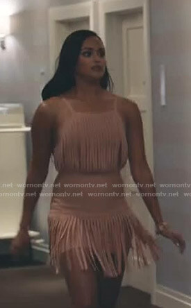 Carolina’s pink fringed dress on Grand Hotel