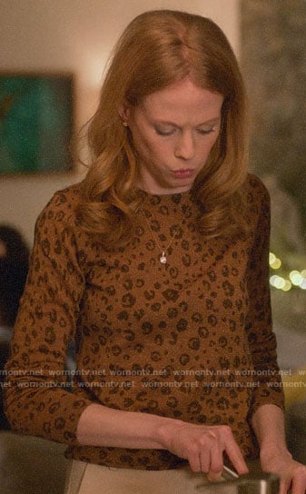 Gemma’s leopard print sweater on Four Weddings and a Funeral