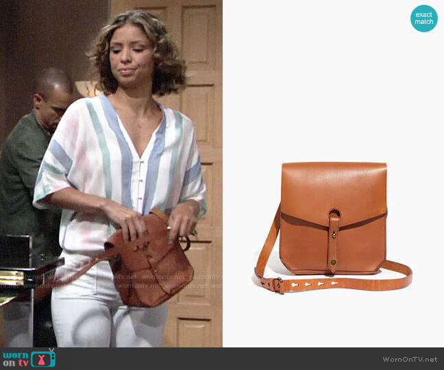 Madewell The Brisbane Crossbody Bag worn by Elena Dawson (Brytni Sarpy) on The Young and the Restless