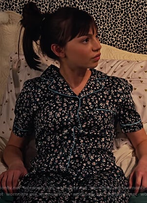 Molly’s navy floral pajamas on No Good Nick
