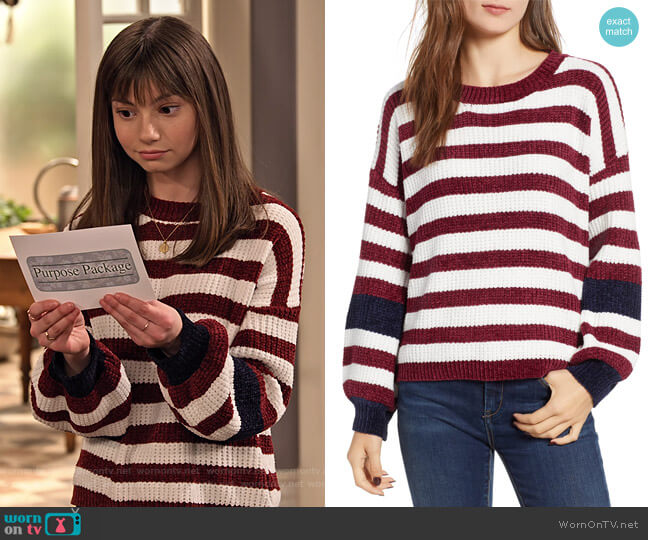 Woven Heart Stripe Crewneck Chenille Sweater worn by Molly (Lauren Lindsey Donzis) on No Good Nick