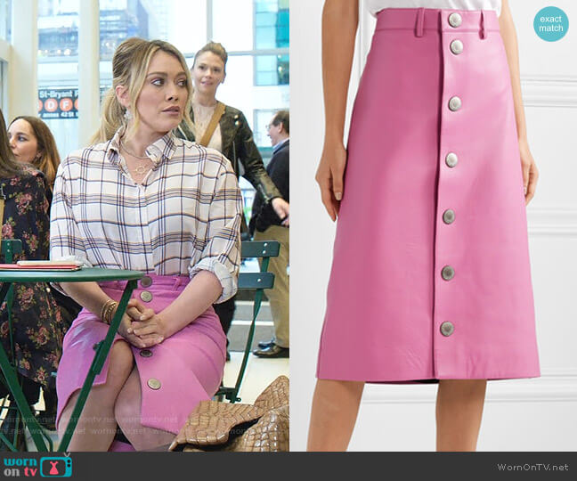 Balenciaga Leather Midi Skirt worn by Kelsey Peters (Hilary Duff) on Younger