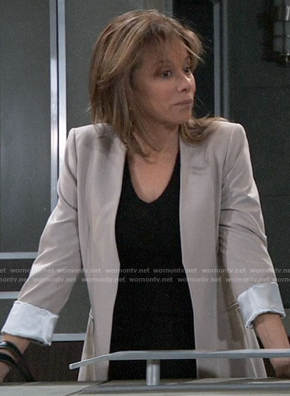 Alexis’s beige blazer on General Hospital