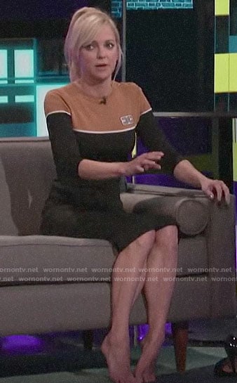 Anna Faris’s black and tan knit dress on A Little Late with Lilly Singh