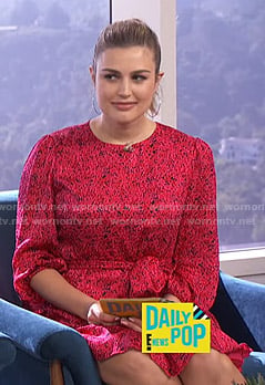 Carissa’s pink floral tie waist dress on E! News Daily Pop
