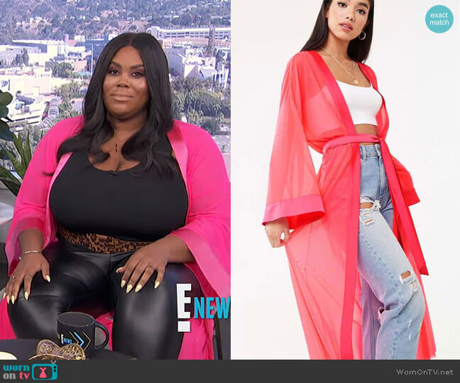 Forever 21 Sheer Mesh Kimono Jacket worn by Nina Parker on E! News