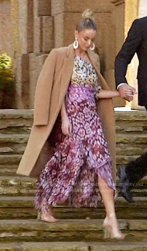 Kaitlynn Carter’s leopard print one-shoulder dress on The Hills New Beginnings