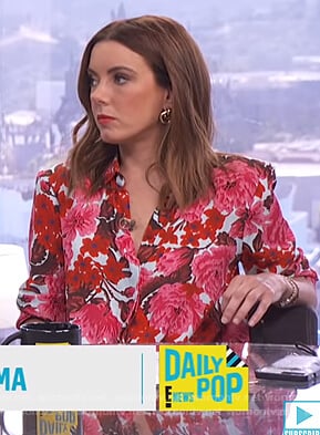 Melanie’s pink floral shirt on E! News Daily Pop