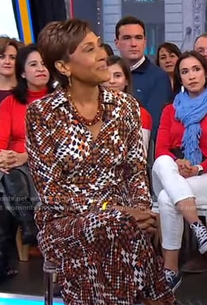 Robin’s houndstooth shirtdress on Good Morning America