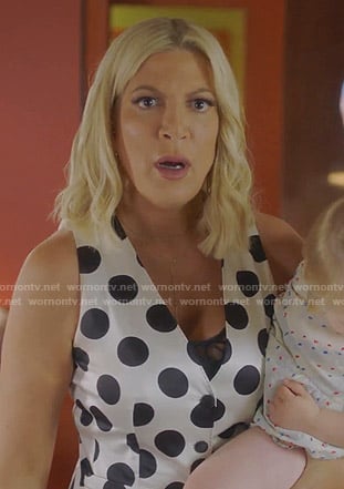 Tori’s white polka dot vest on BH90210