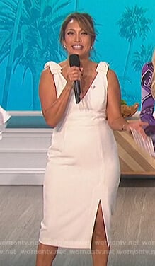 Carrie’s white bow shoulder dress on The Talk