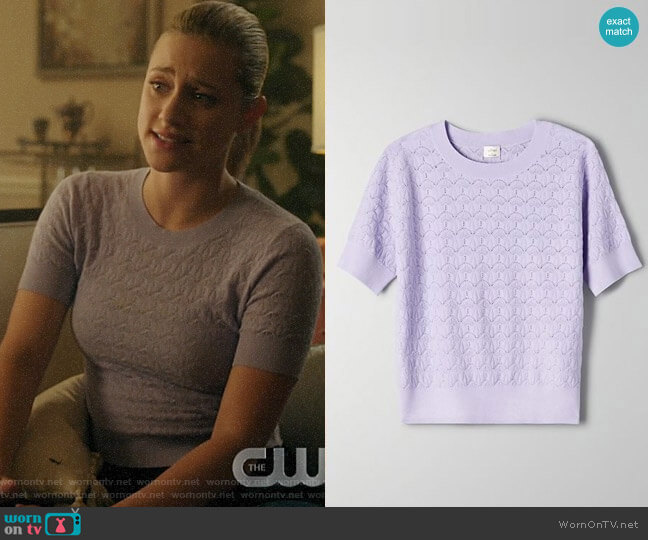 Wilfred Ozma Sweater in Soft Lilac worn by Betty Cooper (Lili Reinhart) on Riverdale