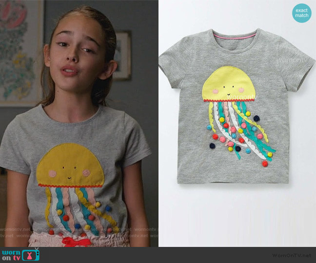 Boden Jellyfish Tee worn by Anna-Kat Otto (Julia Butters) on American Housewife
