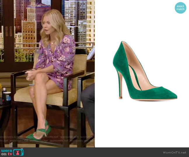 Gianvito Rossi Ellipsis Pointed Pumps worn by Kelly Ripa on Live with Kelly and Mark