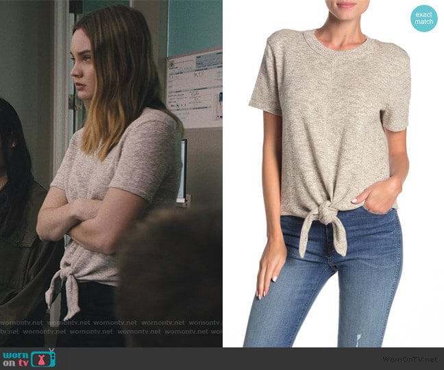 Madewell Knot-Front Sweater T-Shirt worn by McKenna Brady (Liana Liberato) on Light as a Feather