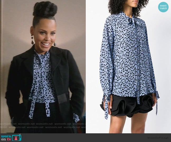 No. 21 Printed Star Blouse worn by Tegan Price (Amirah Vann) on How to Get Away with Murder