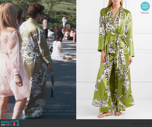 Olivia Von Halle Capability Rola printed silk robe worn by Kris Jenner on Keeping Up with the Kardashians