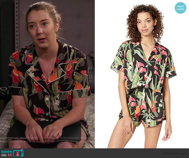 Show Me Your Mumu Toucan Tango Print Pajamas worn by Nonnie Thompson (Kimmy Shields) on Insatiable