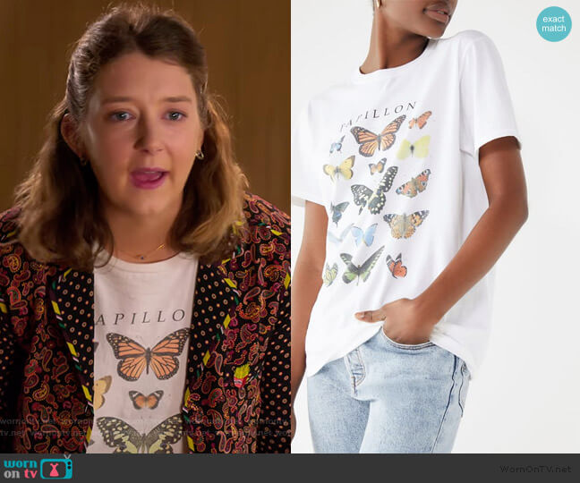 Urban Outfitters Butterfly Crew Neck Tee worn by Nonnie Thompson (Kimmy Shields) on Insatiable