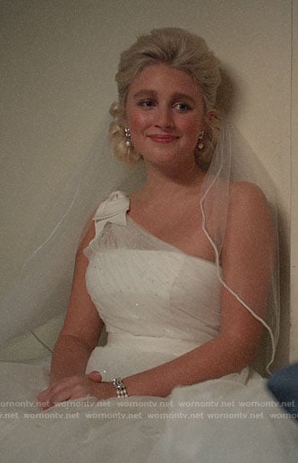 Alice’s wedding dress on The Politician