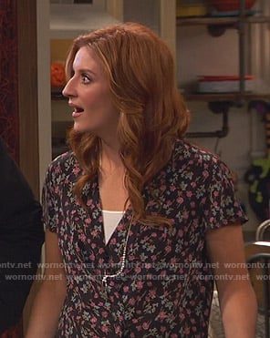 Chelsea’s black floral v-neck top on Ravens Home