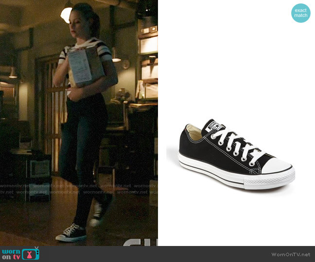 Converse Chuck Taylor Low Top Sneaker worn by Betty Cooper (Lili Reinhart) on Riverdale