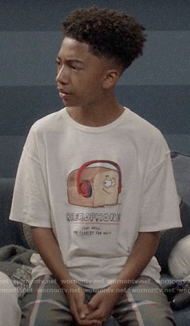 Jack’s breadphones t-shirt on Black-ish