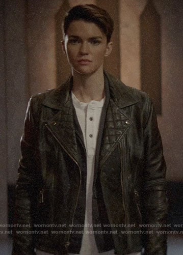 Kate’s leather jacket with quilted details on Batwoman