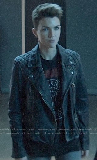 Kate’s leather jacket and Ramones t-shirt on Batwoman