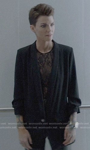 Kate’s black lace top on Batwoman