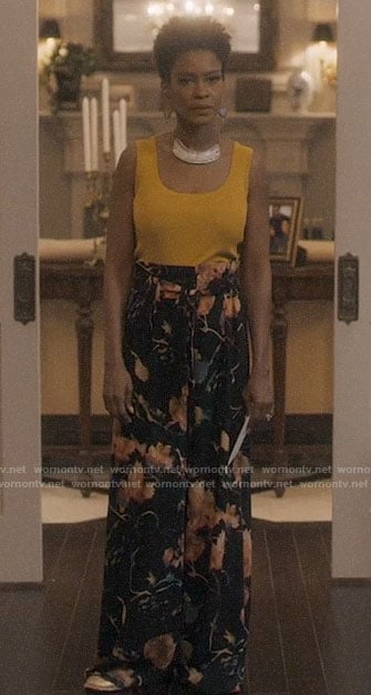 Kerissa’s yellow tank top and floral wide leg pants on Greenleaf