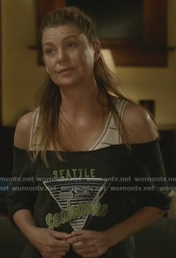 Meredith’s white striped tank top on Greys Anatomy