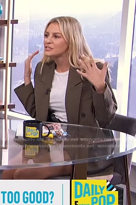 Morgan’s khaki blazer and black shorts on E! News Daily Pop