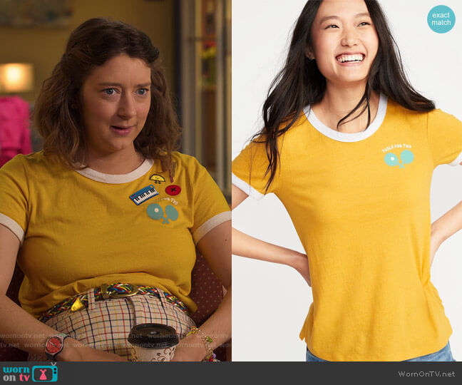Old Navy Slim-Fit Graphic Ringer Tee worn by Nonnie Thompson (Kimmy Shields) on Insatiable