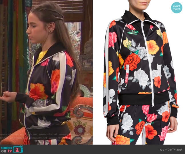 Pam & Gela Fresh-Cut Floral-Print Zip-Front Track Jacket worn by Tess O'Malley (Sky Katz) on Ravens Home