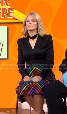 Sara’s black choker neck top and metallic skirt on GMA Strahan Sara And Keke